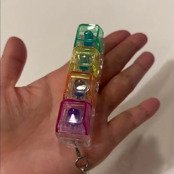 🌈🧊Light-Up Click Fidget Toy Keychain - Picture 6 of 14